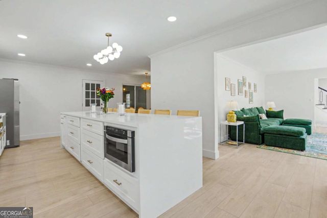 204 Devonwood Drive, Sandy Springs, GA 30328