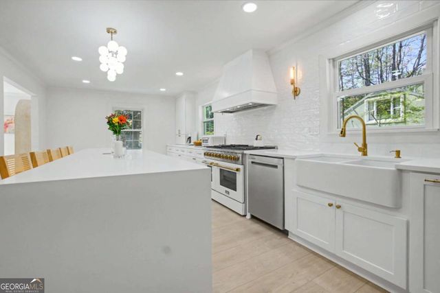 204 Devonwood Drive, Sandy Springs, GA 30328