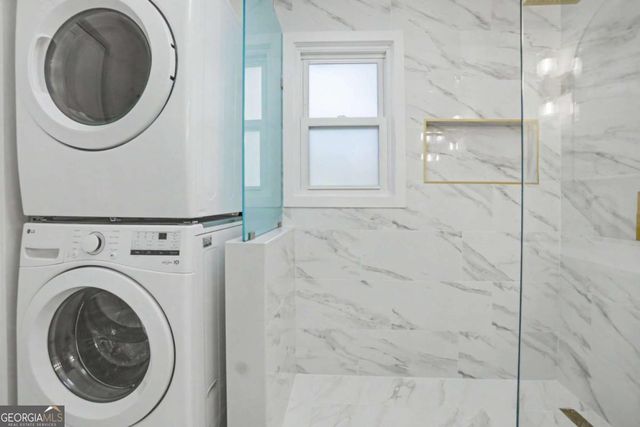 204 Devonwood Drive, Sandy Springs, GA 30328