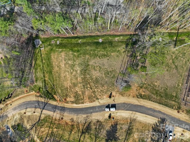 416 Irvine Drive, Fairview, NC 28730