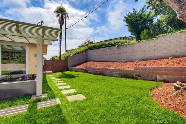 27151 Pembina Road, Rancho Palos Verdes, CA 90275