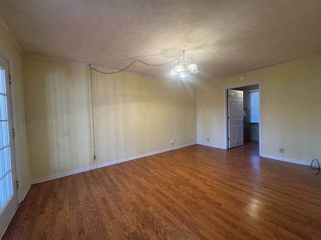 115 Larkins Dr, White Bluff, TN 37187