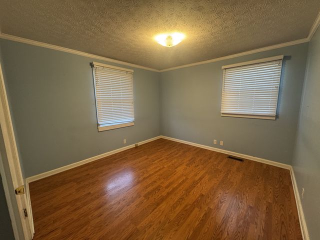 115 Larkins Dr, White Bluff, TN 37187