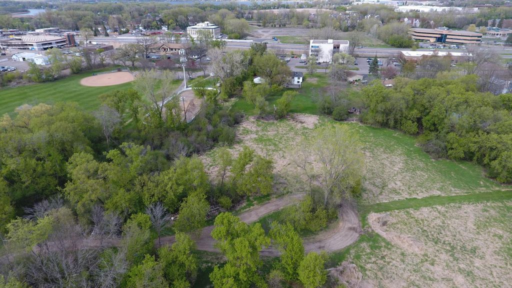 10715 Old Co Rd 15, Plymouth, MN 55441 — photo 4