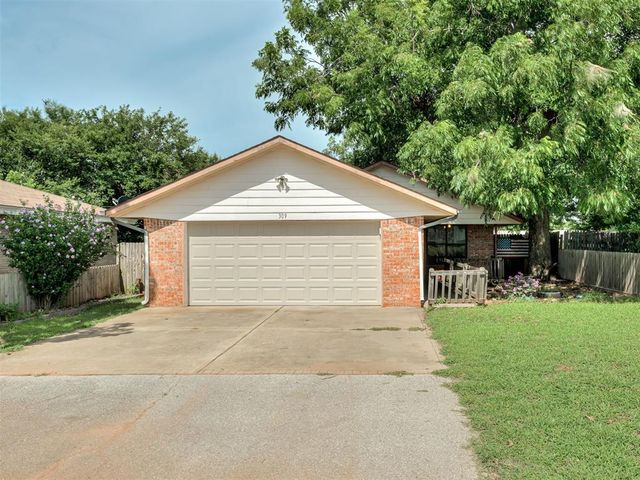 309 S Van Buren Avenue, Blanchard, OK 73010