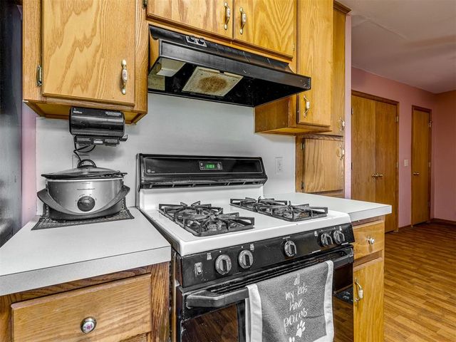 309 S Van Buren Avenue, Blanchard, OK 73010