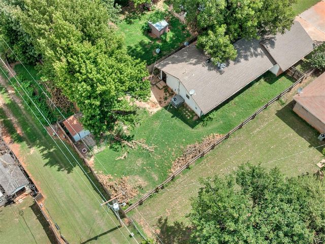309 S Van Buren Avenue, Blanchard, OK 73010
