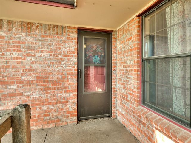 309 S Van Buren Avenue, Blanchard, OK 73010