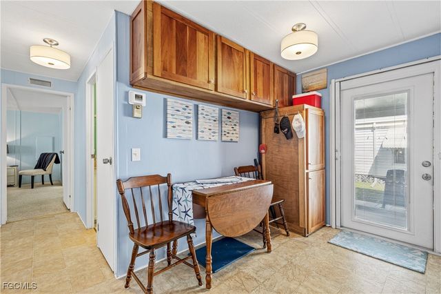 16033 Hibiscus WAY, North Fort Myers, FL 33903