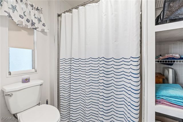 16033 Hibiscus WAY, North Fort Myers, FL 33903