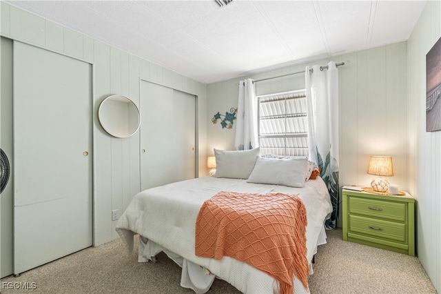 16033 Hibiscus WAY, North Fort Myers, FL 33903