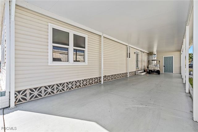 16033 Hibiscus WAY, North Fort Myers, FL 33903