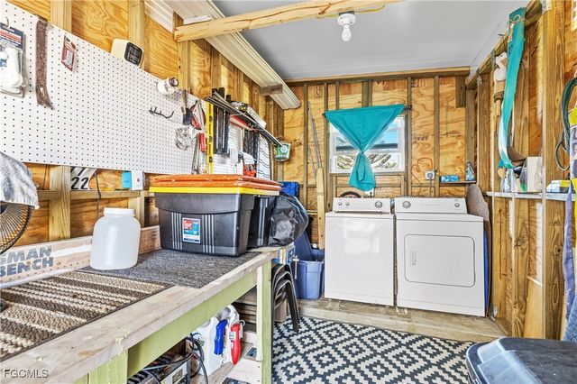 16033 Hibiscus WAY, North Fort Myers, FL 33903