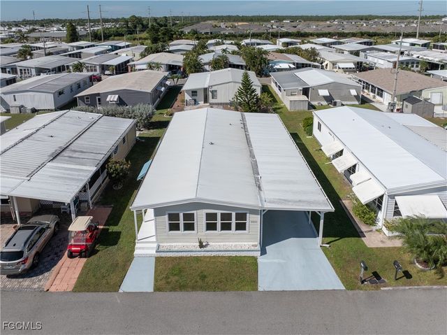 16033 Hibiscus WAY, North Fort Myers, FL 33903