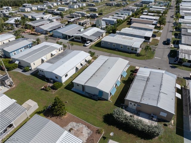 16033 Hibiscus WAY, North Fort Myers, FL 33903