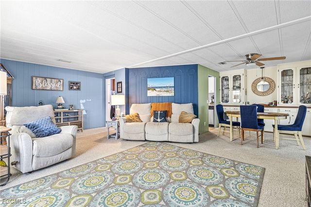 16033 Hibiscus WAY, North Fort Myers, FL 33903