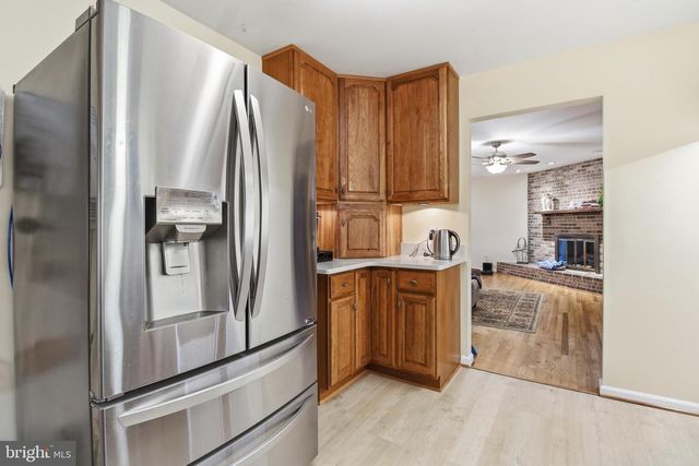 17208 HUNTER GREEN RD, Upperco, MD 21155