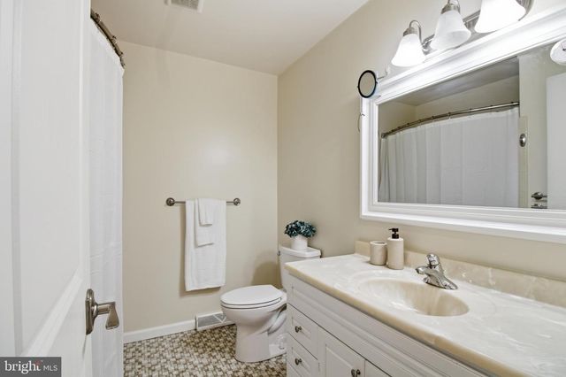 17208 HUNTER GREEN RD, Upperco, MD 21155