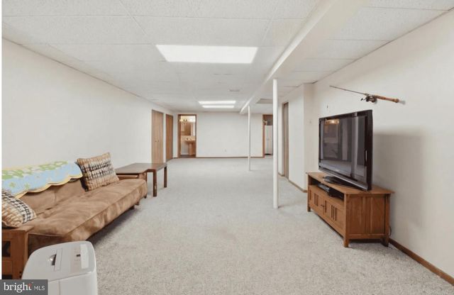 17208 HUNTER GREEN RD, Upperco, MD 21155