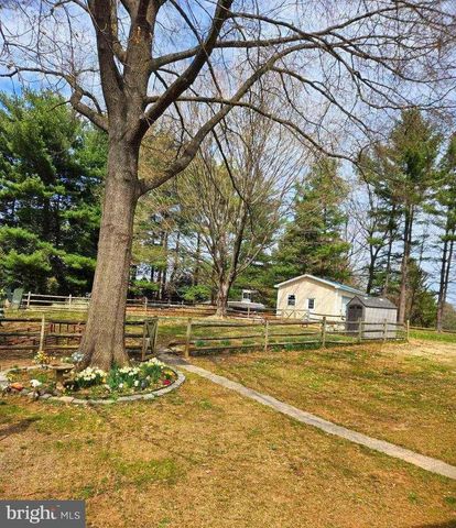 17208 HUNTER GREEN RD, Upperco, MD 21155