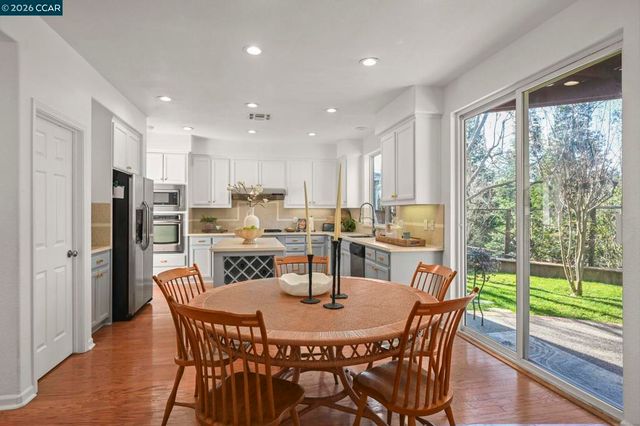 612 Pasa Tiempo Ct, Pleasant Hill, CA 94523