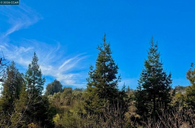 612 Pasa Tiempo Ct, Pleasant Hill, CA 94523