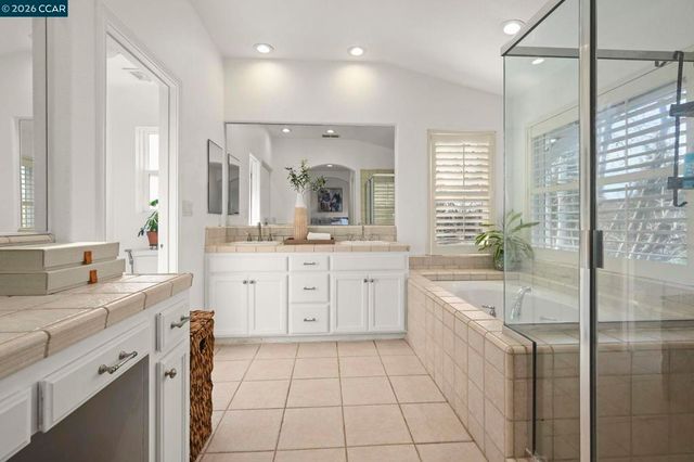 612 Pasa Tiempo Ct, Pleasant Hill, CA 94523