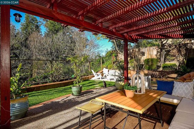 612 Pasa Tiempo Ct, Pleasant Hill, CA 94523