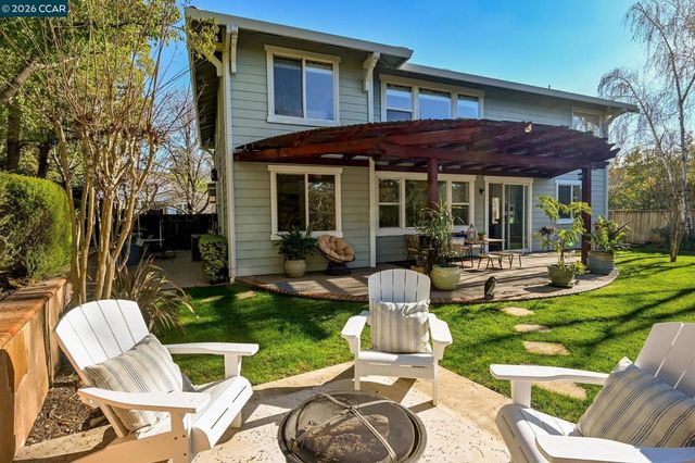 612 Pasa Tiempo Ct, Pleasant Hill, CA 94523