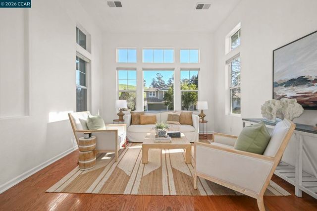 612 Pasa Tiempo Ct, Pleasant Hill, CA 94523