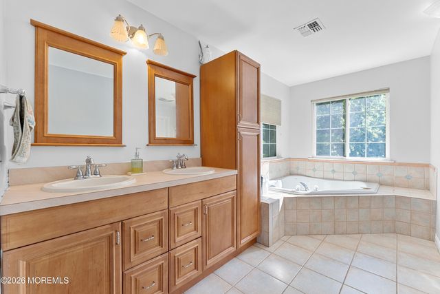 25 Leone Boulevard, Jackson, NJ 08527