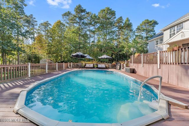 25 Leone Boulevard, Jackson, NJ 08527