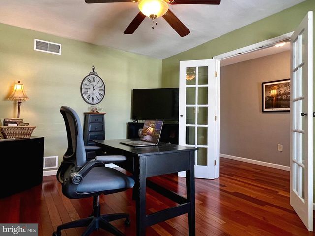 214 WILLIAM DR, Hershey, PA 17033