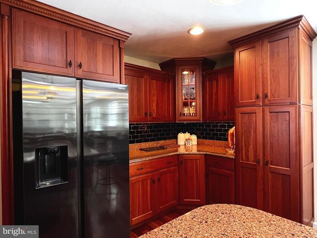 214 WILLIAM DR, Hershey, PA 17033