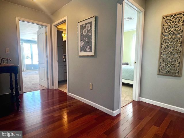 214 WILLIAM DR, Hershey, PA 17033