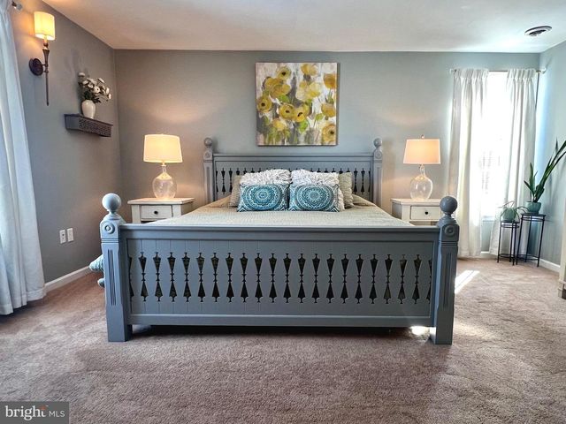 214 WILLIAM DR, Hershey, PA 17033