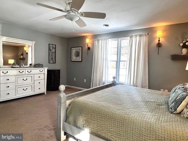 214 WILLIAM DR, Hershey, PA 17033