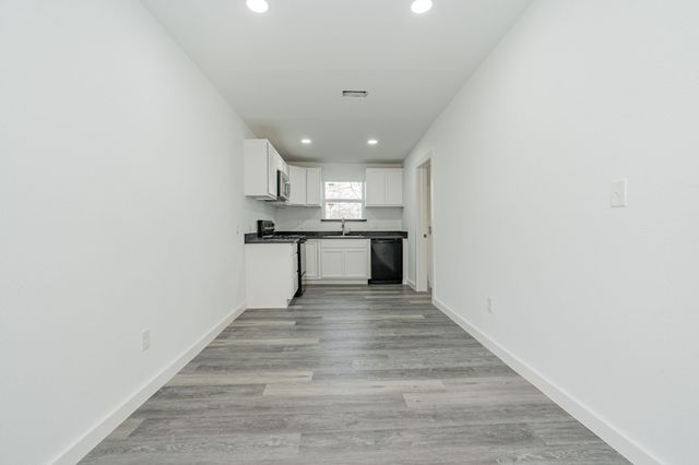 824 N Virginia Street, Terrell, TX 75160