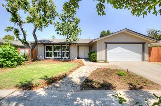 1484 W Indianapolis Avenue, Fresno, CA 93705
