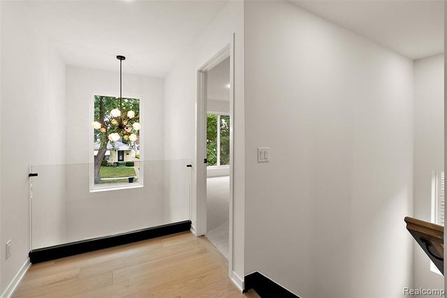 1821 Clifton Avenue, Royal Oak, MI 48073