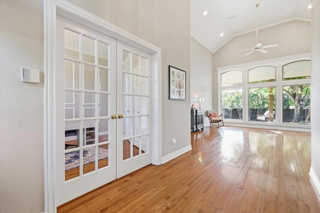 1512 Hunters Ridge Circle, Denton, TX 76205