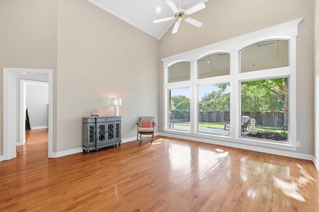 1512 Hunters Ridge Circle, Denton, TX 76205