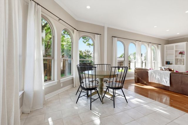 1512 Hunters Ridge Circle, Denton, TX 76205