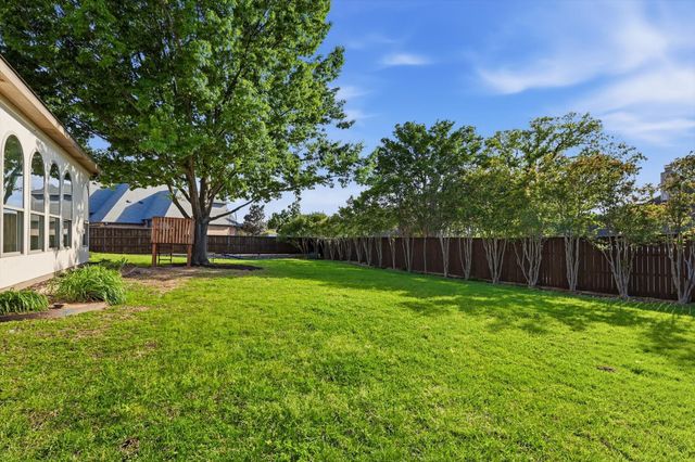 1512 Hunters Ridge Circle, Denton, TX 76205