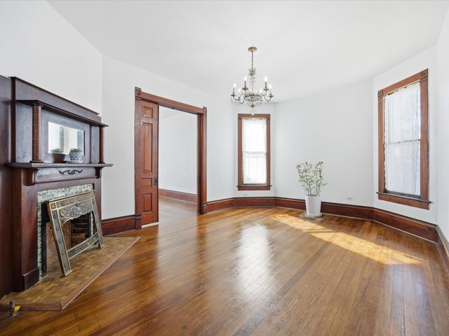 305 E Shoemaker Street, Decatur, TX 76234