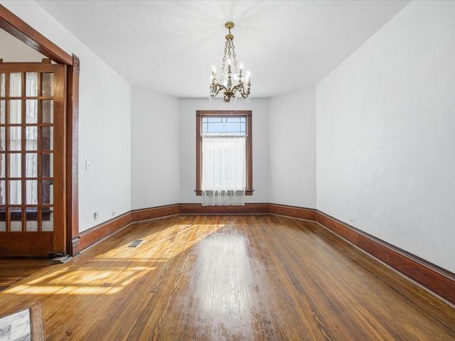 305 E Shoemaker Street, Decatur, TX 76234