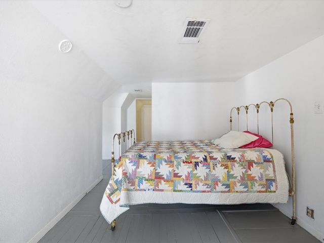 305 E Shoemaker Street, Decatur, TX 76234