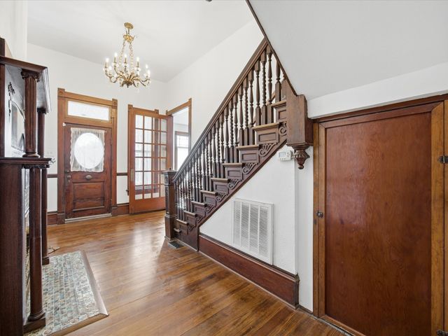 305 E Shoemaker Street, Decatur, TX 76234