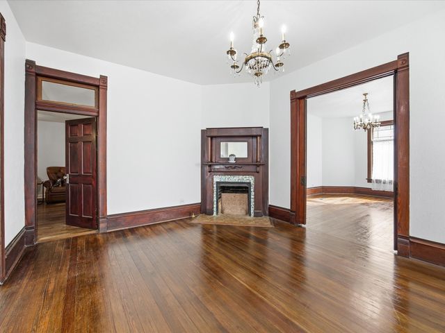 305 E Shoemaker Street, Decatur, TX 76234