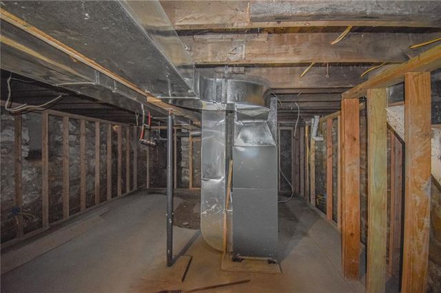 3613 Smart Avenue, Kansas City, MO 64124